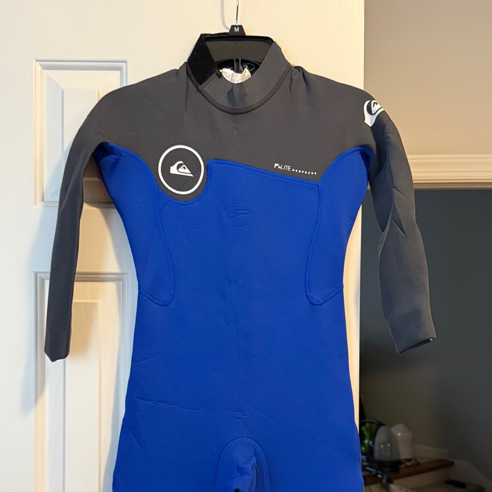 Quiksilver Kids Blue and Gray Rashguard